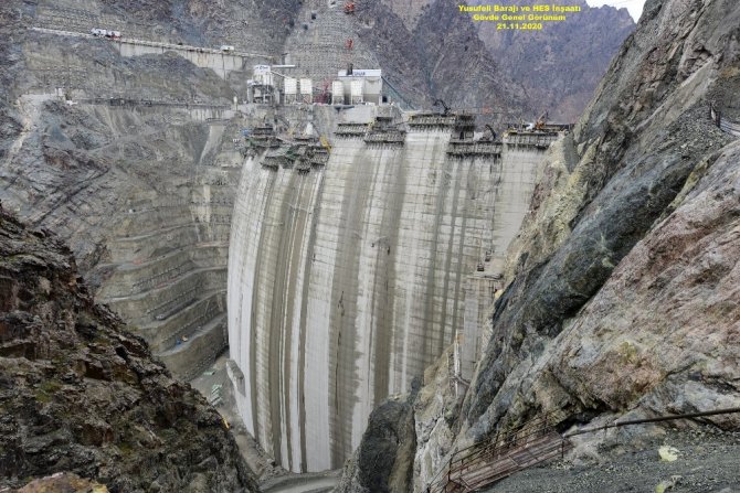 Türkiye’nin en yüksek yüksek barajının tamamlanmasına 25 metre kaldı