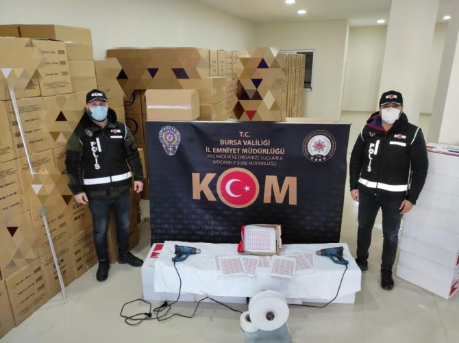 Bursa’da 1 milyon liralık kaçak makaron ele geçirildi
