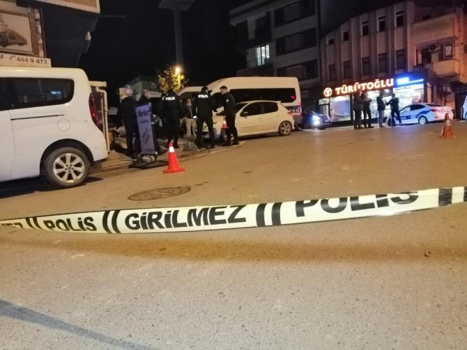 Çekmeköy’de silahlı kavga: 2 yaralı