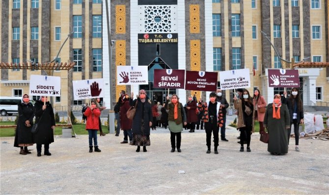 Tuşba Belediyesinden ‘Kadına Yönelik Şiddete Karşı Uluslararası Mücadele Günü’ etkinliği