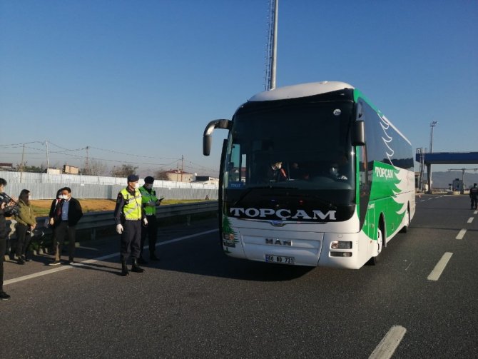 Kuzey Marmara Otoyolu’nda şehirlerarası otobüslere covid denetimi