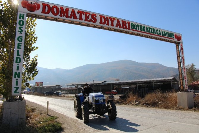 Amasya’da çiftçiler traktörlerin haczedilmesine tepki gösterdi