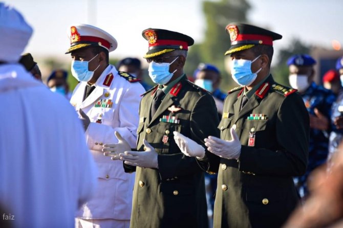 Korona’dan ölen Sudan eski Başbakanı Mehdi son yolculuğuna uğurlandı