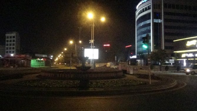 Kısıtlamanın ikinci haftasının 2’nci gününde Diyarbakır’da sokaklar boş kaldı