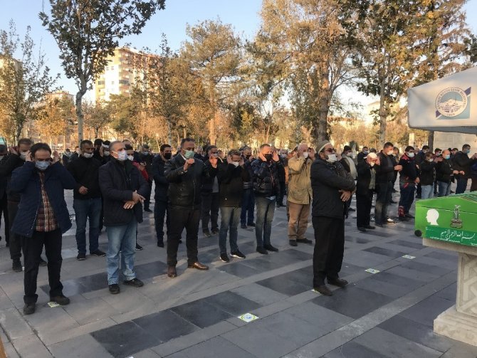 Hacılar Belediyesi Özel Kalem Müdürü Sinan Erdoğan’ın acı günü