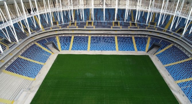Yeni Adana Stadyumu’nda koltuk montajı tamamlandı