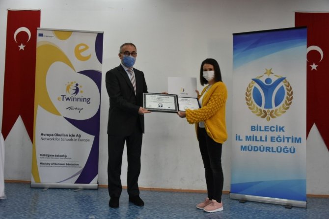 15 okul, 19 öğretmen Ulusal ve Avrupa Kalite Etiketi Sertifikasıyla ödüllendirildi