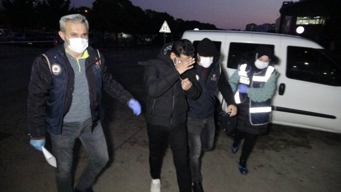 DEAŞ’a şafak vakti operasyon: Yabancı uyruklu 11 kişi gözaltına alındı
