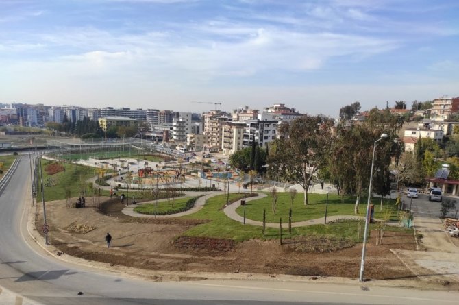 İzmir, iki yeni yaşam alanı daha kazandı
