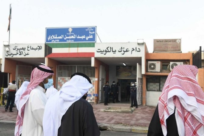 Kuveyt’te halk sandık başında