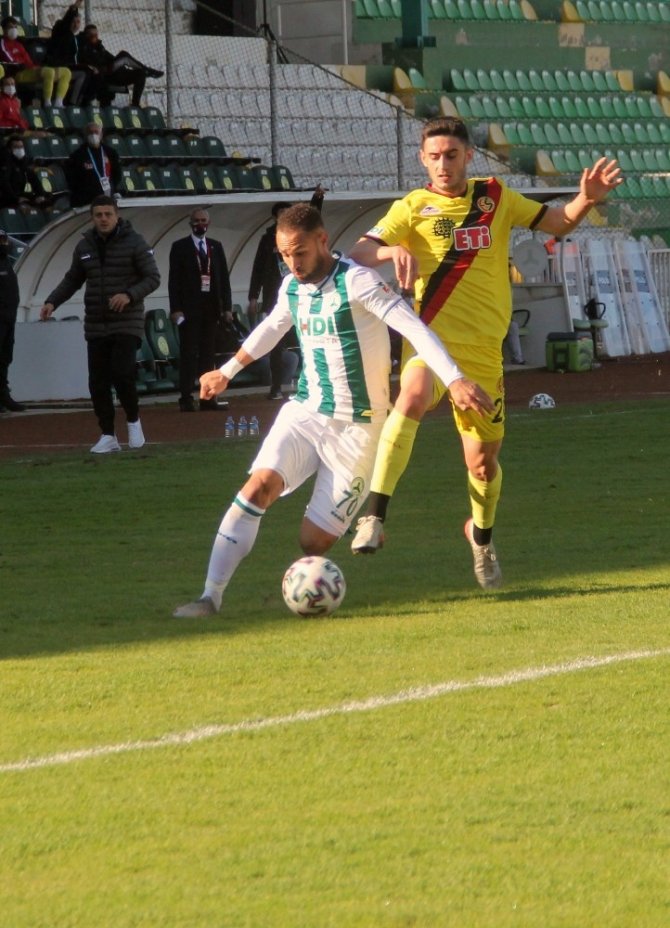 TFF 1. Lig: Giresunspor: 0 - Eskişehirspor: 0 (İlk yarı)