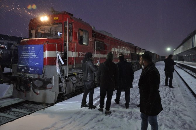 Türkiye’den Çin’e giden ilk ihracat treni sınır kenti Kars’ta