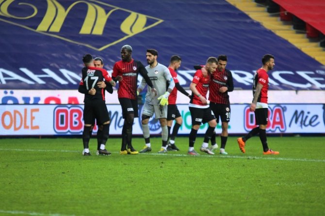 Süper Lig: Gaziantep FK: 1 - Kayserispor: 0 (İlk yarı)
