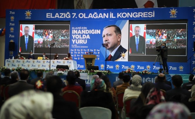 AK Parti Genel Başkan Yardımcısı Şahin: "Bu yılın ortasında bütün konutları Elazığlı hak sahipleri kardeşlerimize teslim edeceğiz"