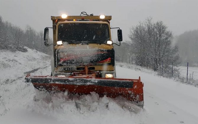 Bilecik’te 244 köy yolunda karla mücadele