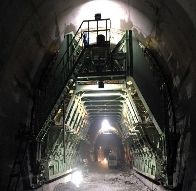 Yeni Zigana Tüneli inşaatında kazı oranı yüzde 80’e ulaştı