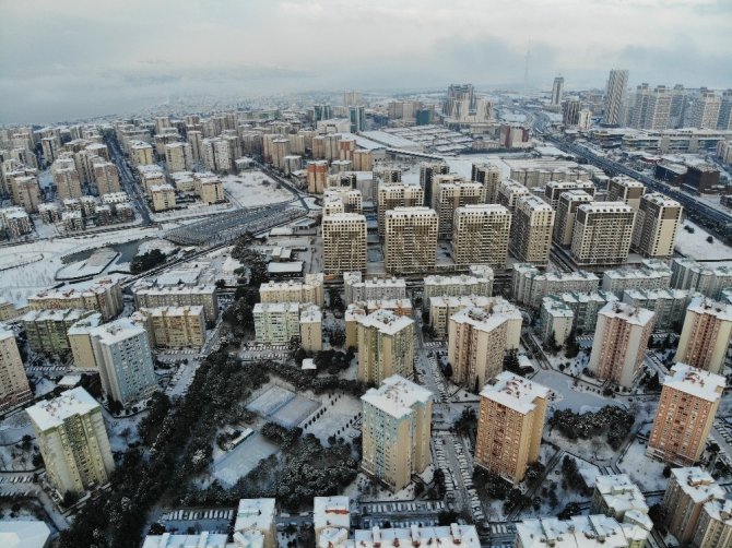 İstanbul’da kar manzarası havadan görüntülendi