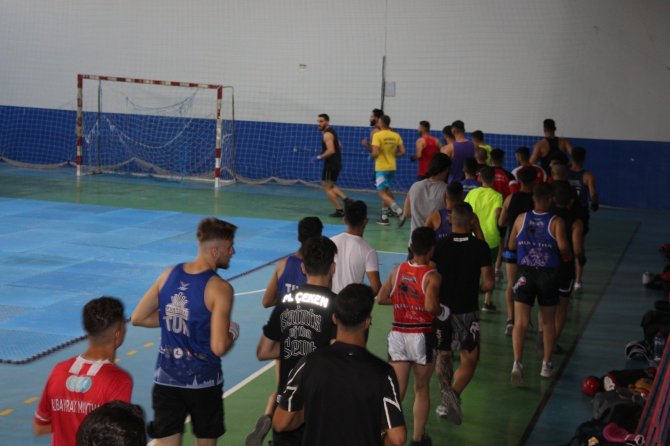 Muay Thai Milli Takım kampı Tatvan’da devam ediyor