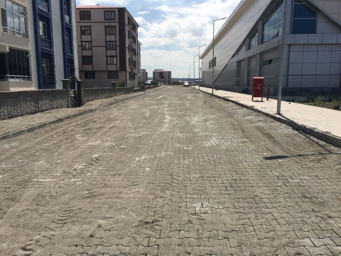 Kars Belediyesi kenti inşaat alanına çevirdi