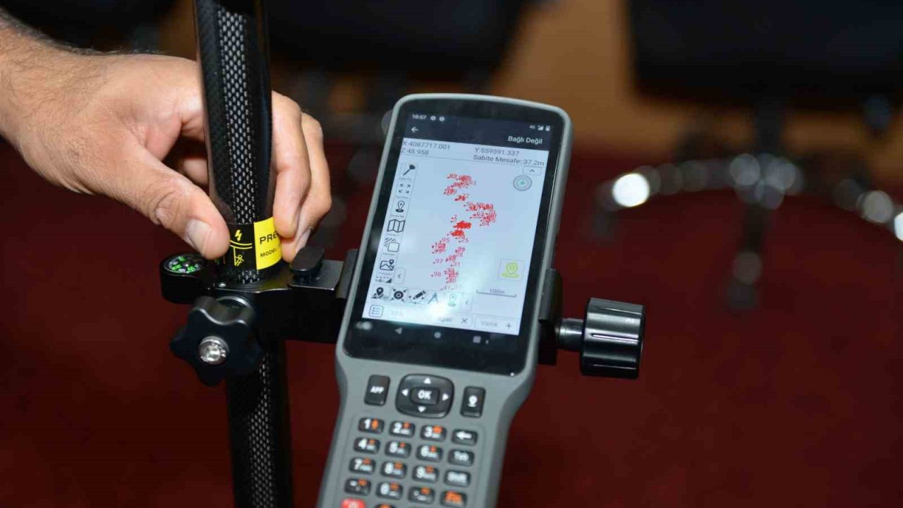 ASAT’tan altyapı ölçümünde ilçelere teknolojik hamle: 9 GPS cihazı dağıtıldı