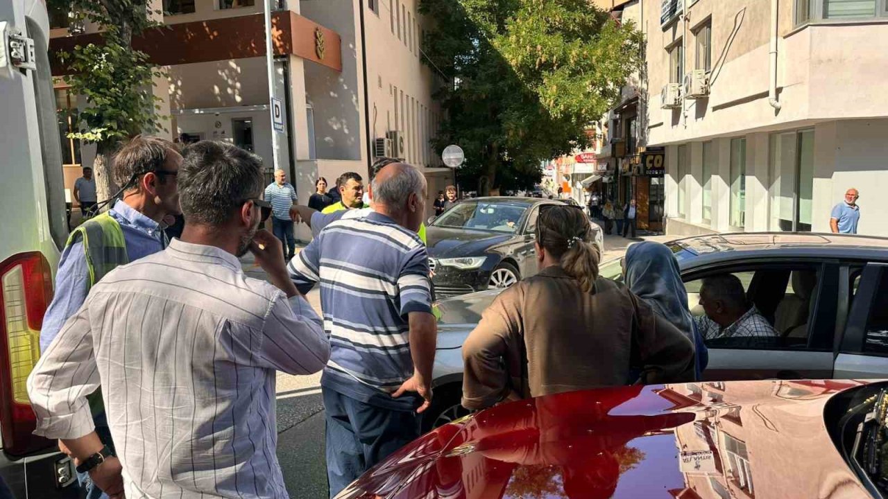 Bilecik’te otomobil çarptığı yaya yaralandı