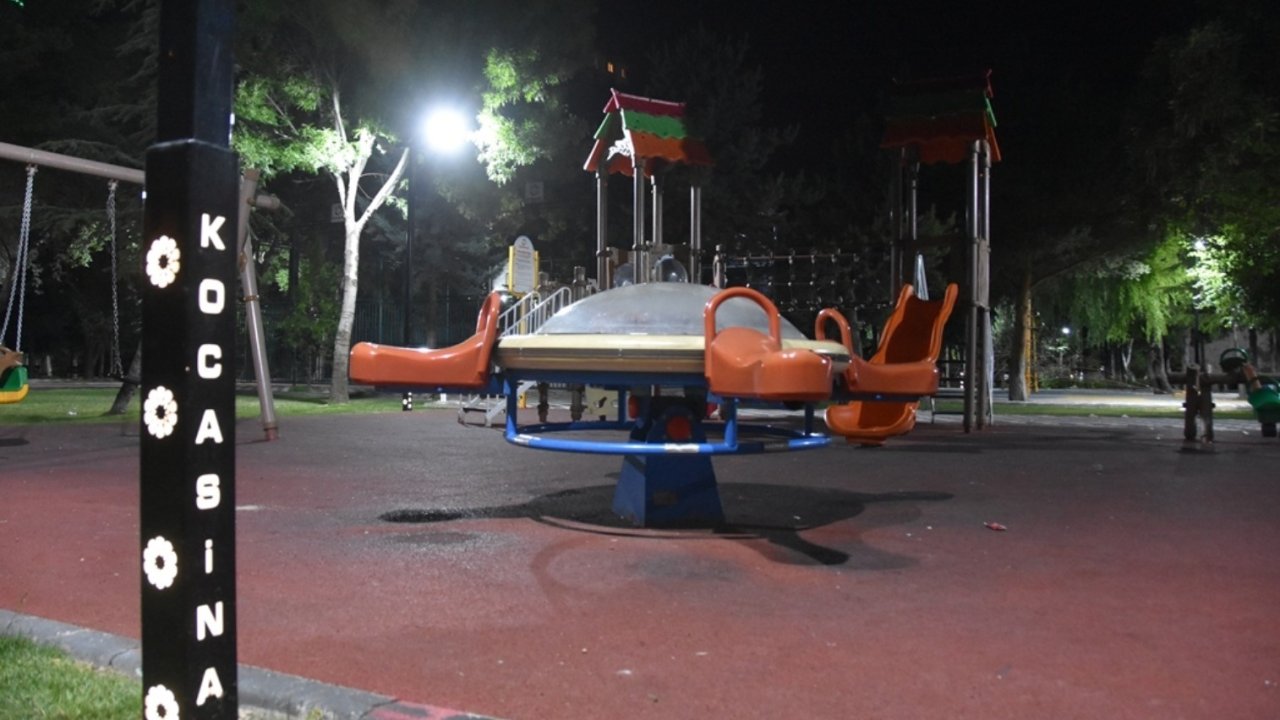 Kocasinan’ın göz alıcı parkları şehre renk katıyor