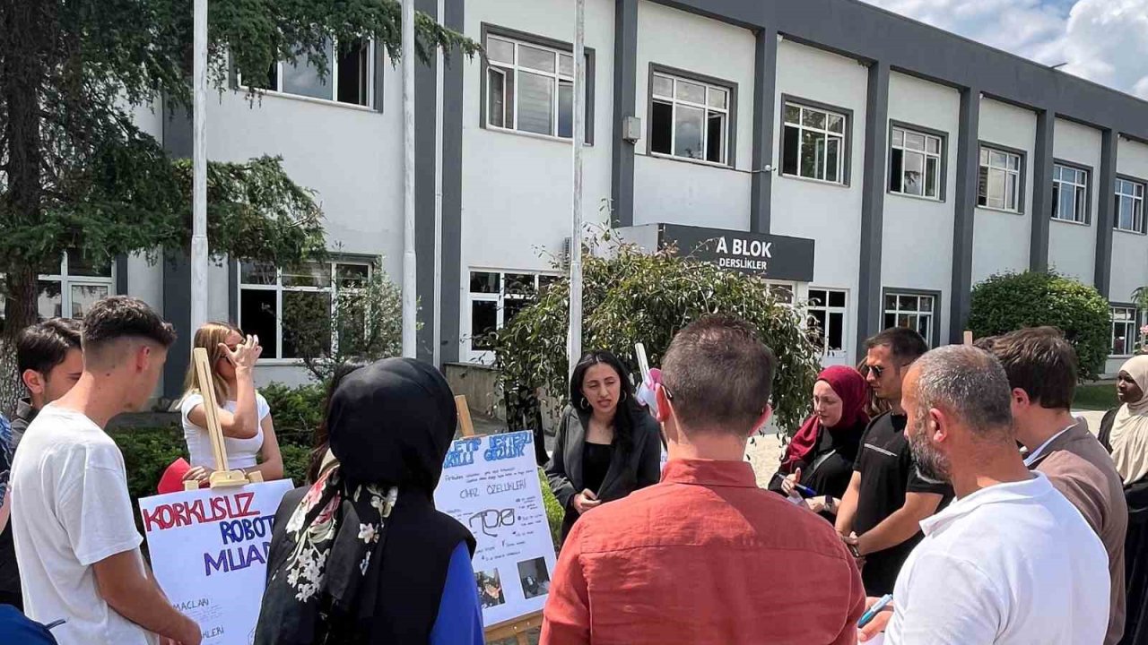 İnovatif acil sağlık ürünlerini sergilediler