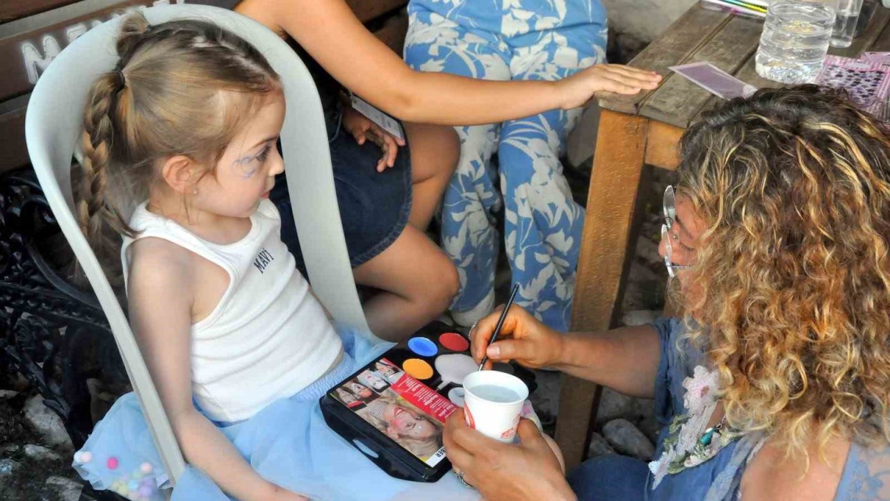 Menteşe’de "Hazine Pazarı" renkli görüntülere sahne oldu