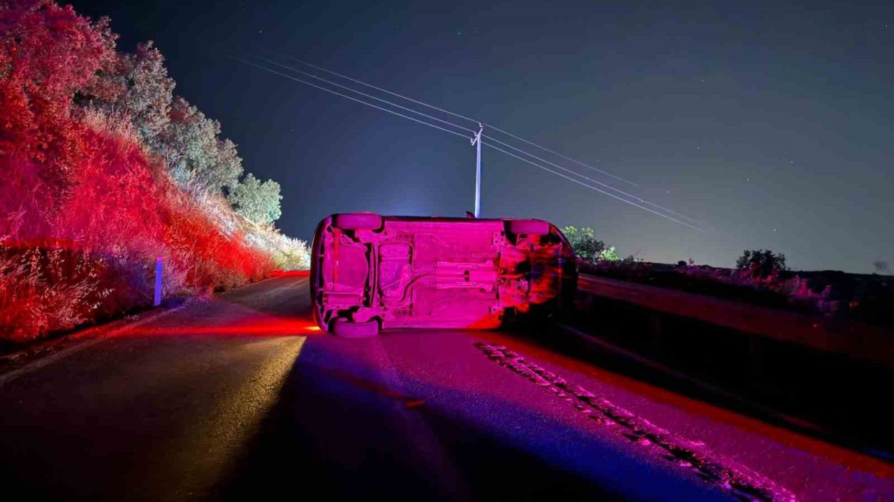 Bursa’da kontrolden çıkan araç takla attı