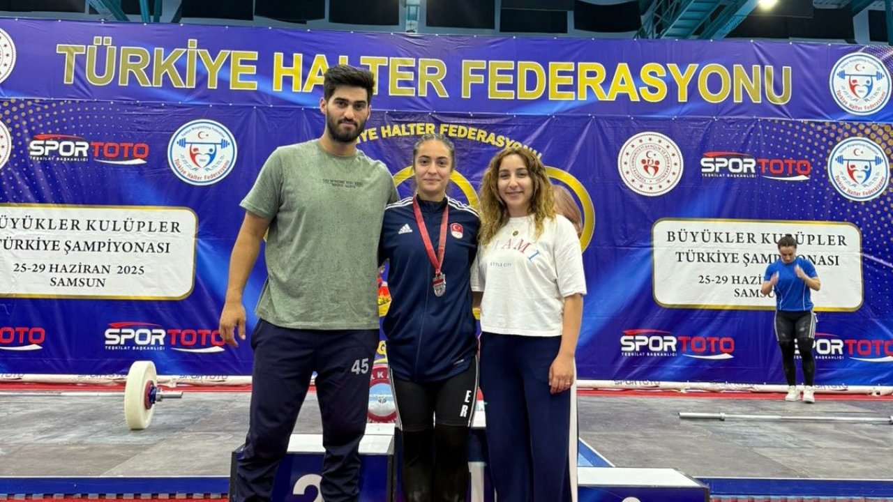 Buse Er’den Türkiye 2’nciliği