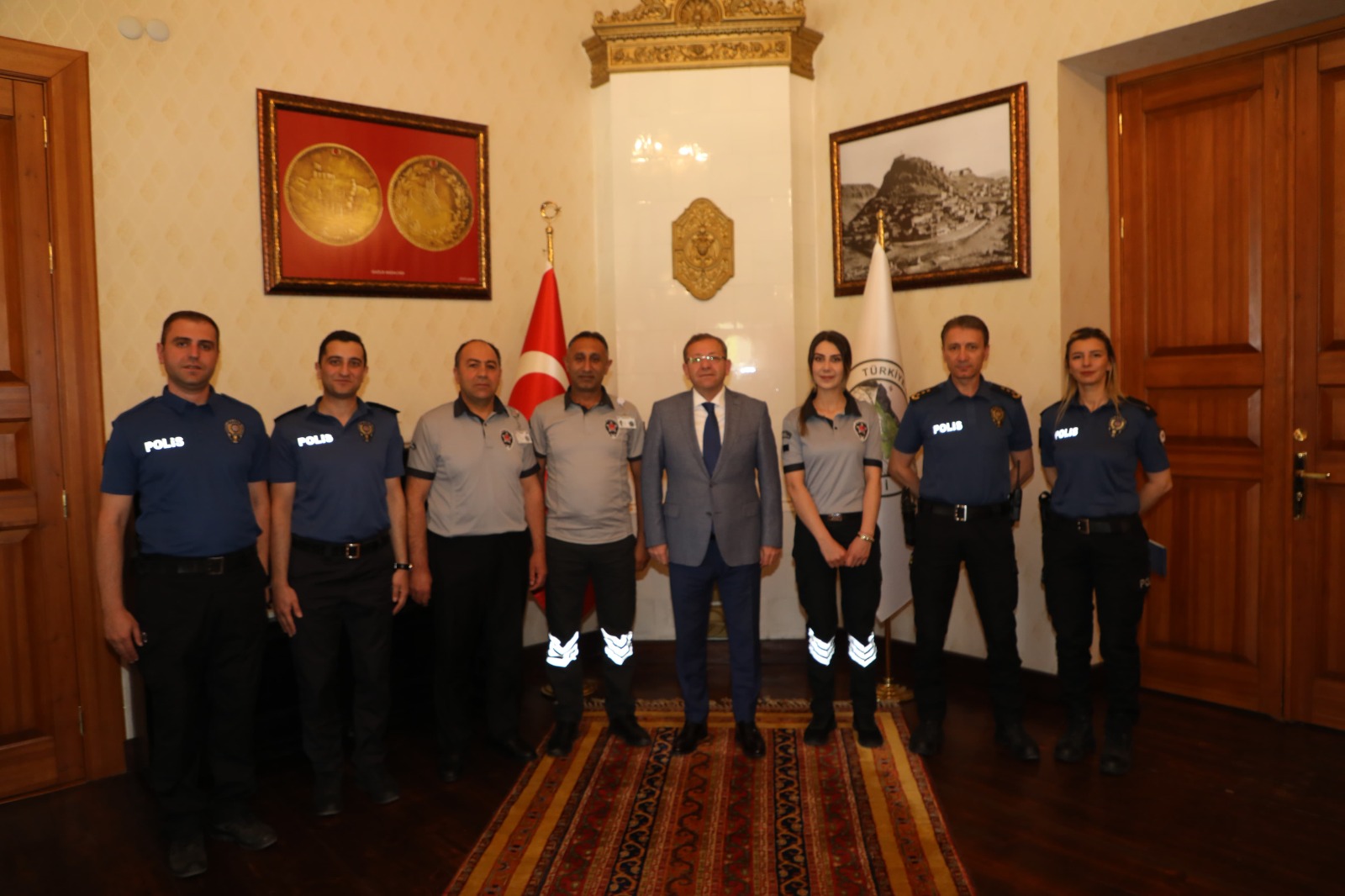 Güvenlikçilerden Vali Polat'a ziyaret
