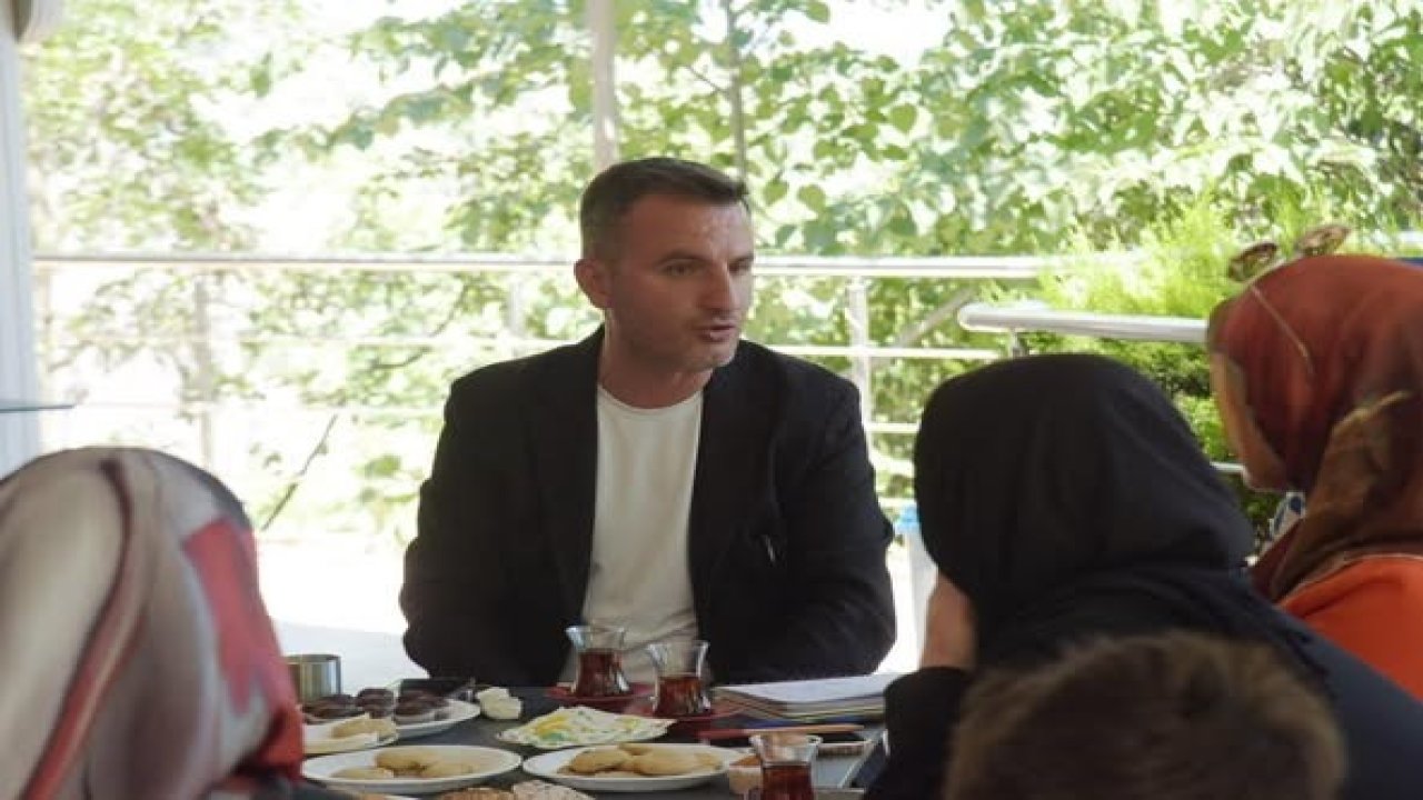 Bilecik’te +1 Mutluluk Kafe’de anlamlı buluşma