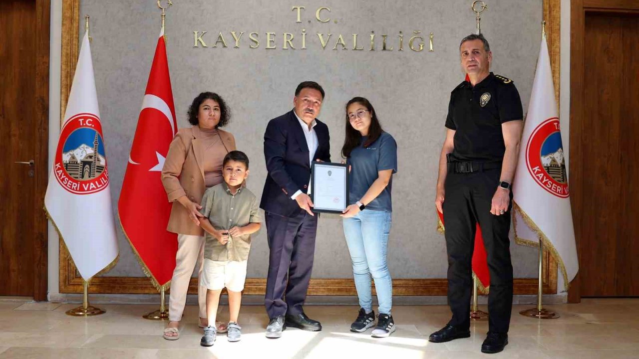 Şehit Birol’un ailesine ’Şehadet Belgesi’ teslim edildi