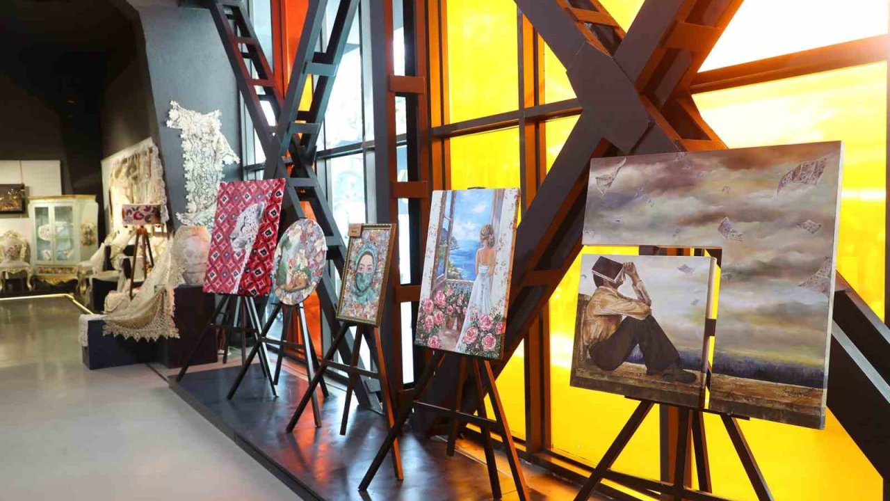 OSM’de el emeği eserler görücüye çıktı