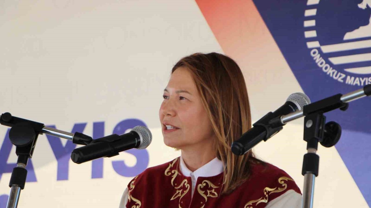 Rektör Aydın: "Türkiye’mize sahip çıkmak, hepimizin vazgeçilmez vazifesidir"