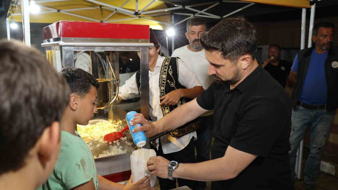 Açık hava sinema keyfi Duraklar köyünde