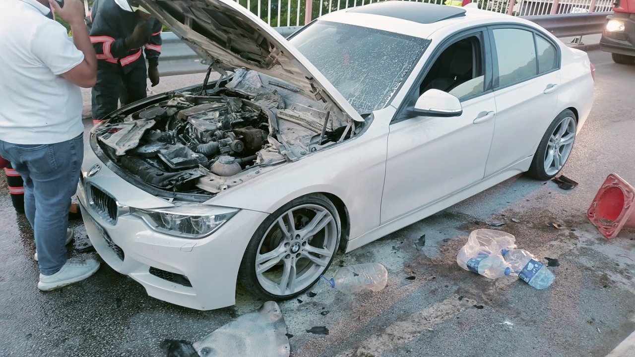 Çankırı’da otomobilde çıkan yangını itfaiye söndürdü