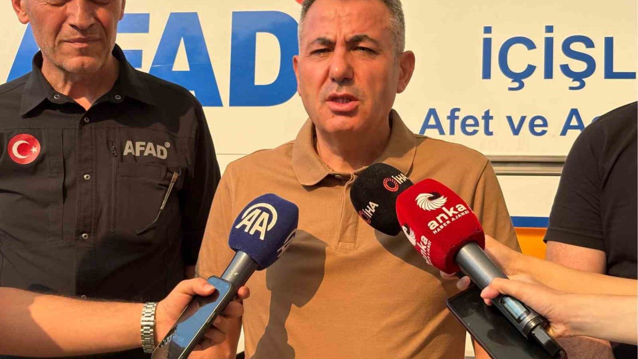 İzmir Valisi Elban: "Yangın henüz kontrol atına alınmadı"