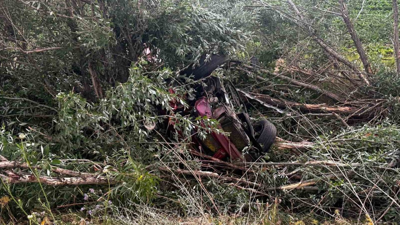 Kayseri’de otomobil şarampole devrildi: 5 yaralı