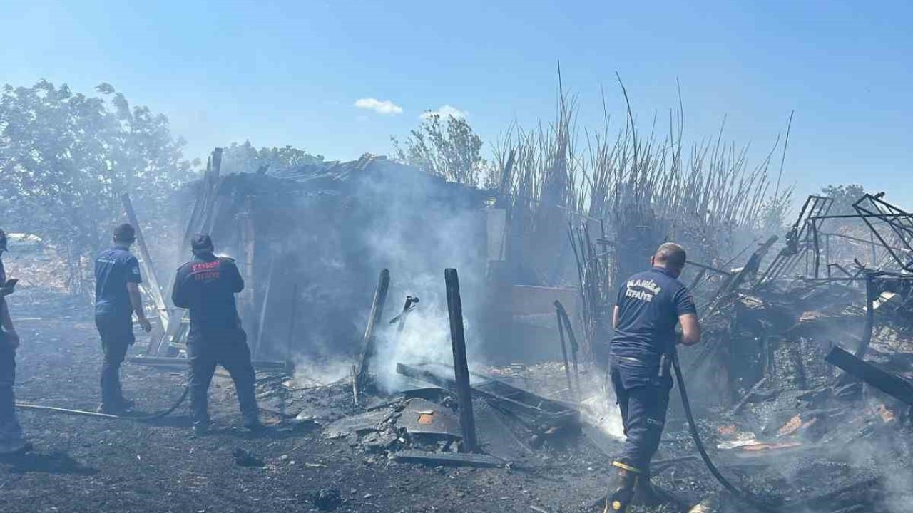 Kayseri itfaiyesi Manisa’daki yangını söndürme çalışmasına katıldı