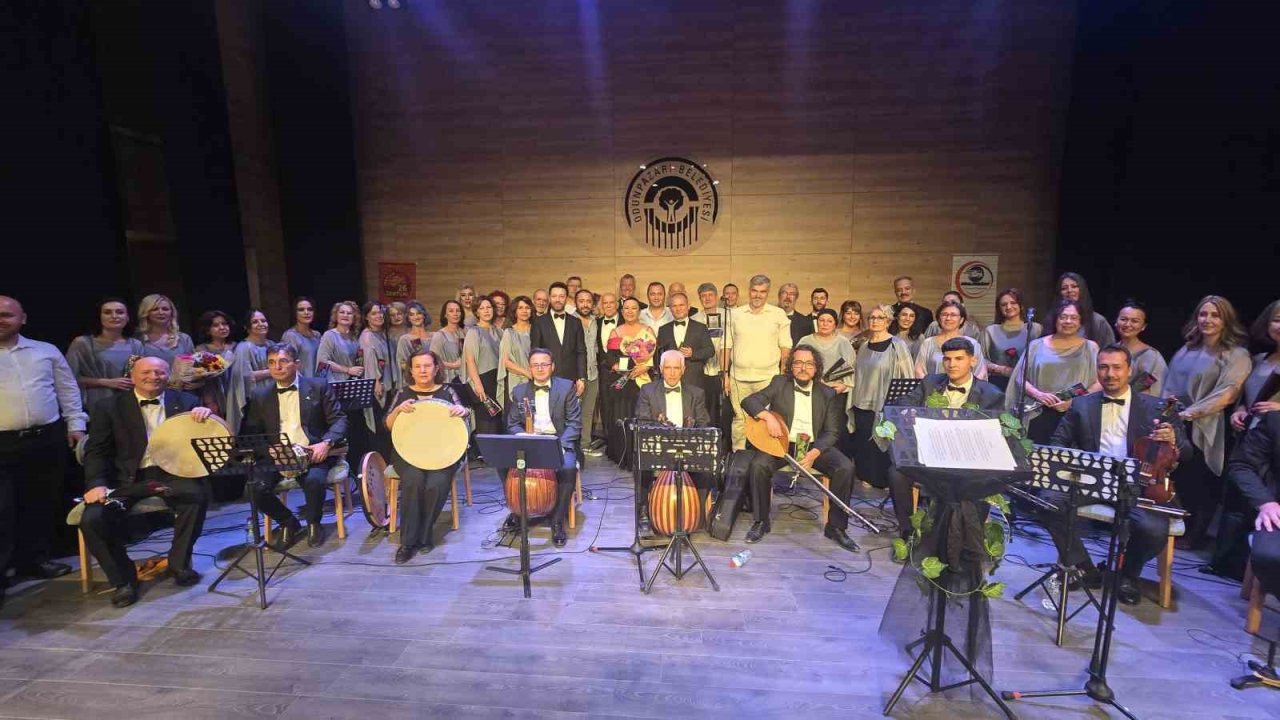 Eskişehir’de Zodyak Ezgiler Türk Müziği Konseri yoğun ilgiyle izlendi