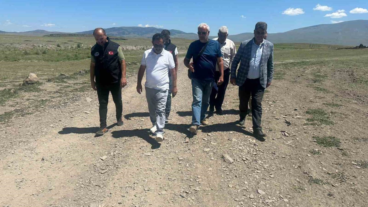 Sarıkamış’ta Özel İdare su sıkıntısı yaşayan köylerinin su sorununu çözüyor