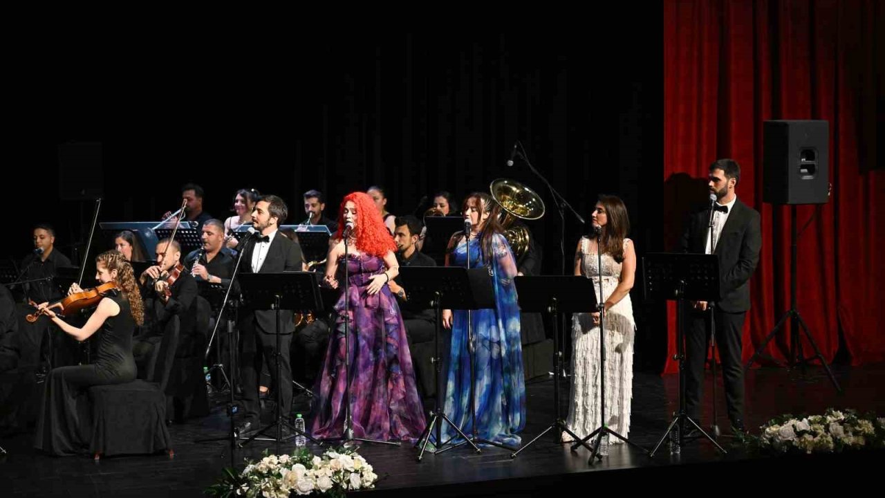 Mersin Kent Orkestrası’ndan sezon finalinde unutulmaz konser