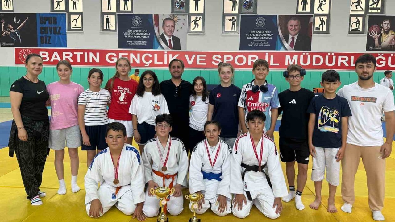 Judoda 12 madalya