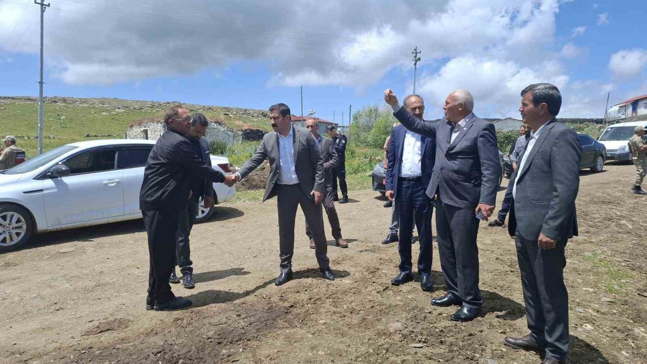 Kaymakam Akköz, Kıraç köyünde