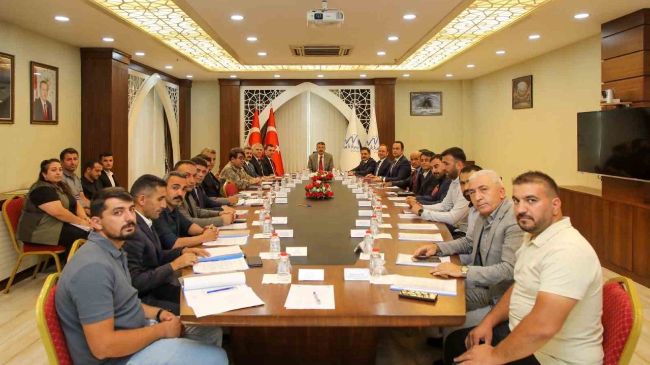 Hakkari’de il hayvanları koruma kurulu toplantısı yapıldı