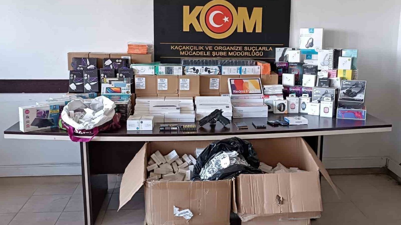 Mersin’de 2 milyon liralık kaçakçılık operasyonu: 12 gözaltı