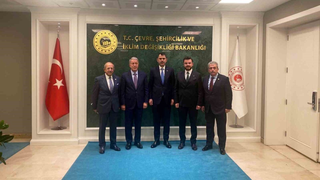 AK Parti Kayseri’den Bakan Kurum’a ziyaret