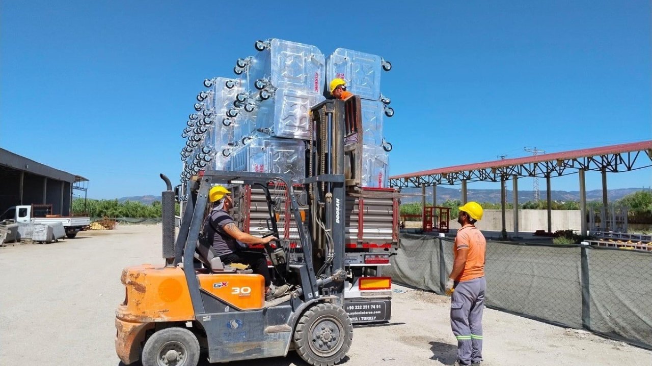 Germencik’e 100 yeni çöp konteyneri