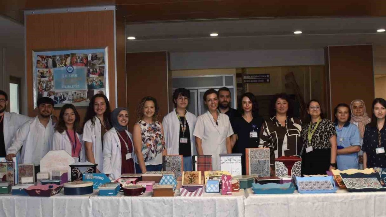 ESOGÜ Hastanesi’nde Uğraş Tedavisi El Sanatları sergisi açıldı